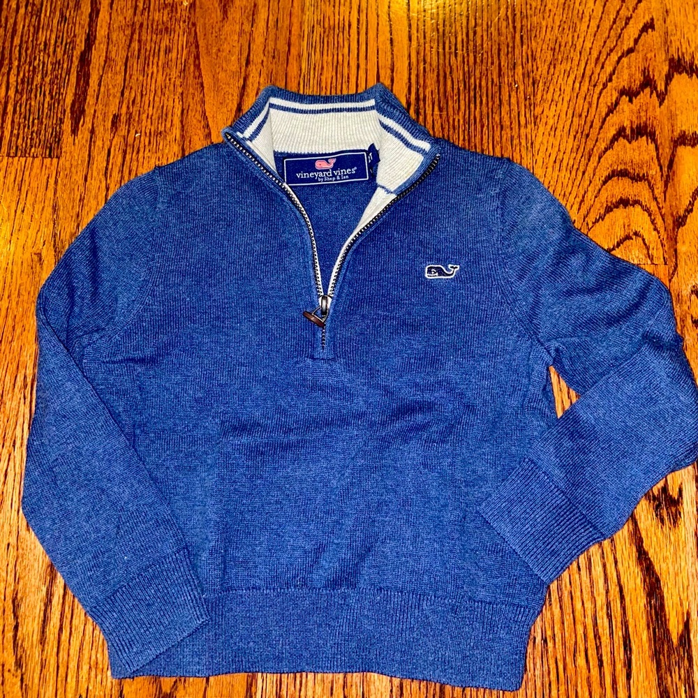 Vineyard Vines half-zip sweater navy blue.